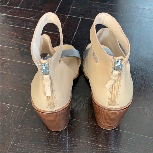 KDB Wedge Heels - Picture 2 of 7